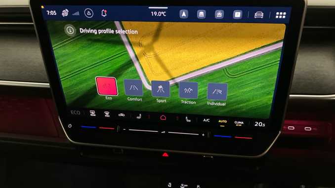Volkswagen ID. Buzz 250kW GTX Pro 79kWh 5dr 4MOTION Auto Electric Estate - Image 28